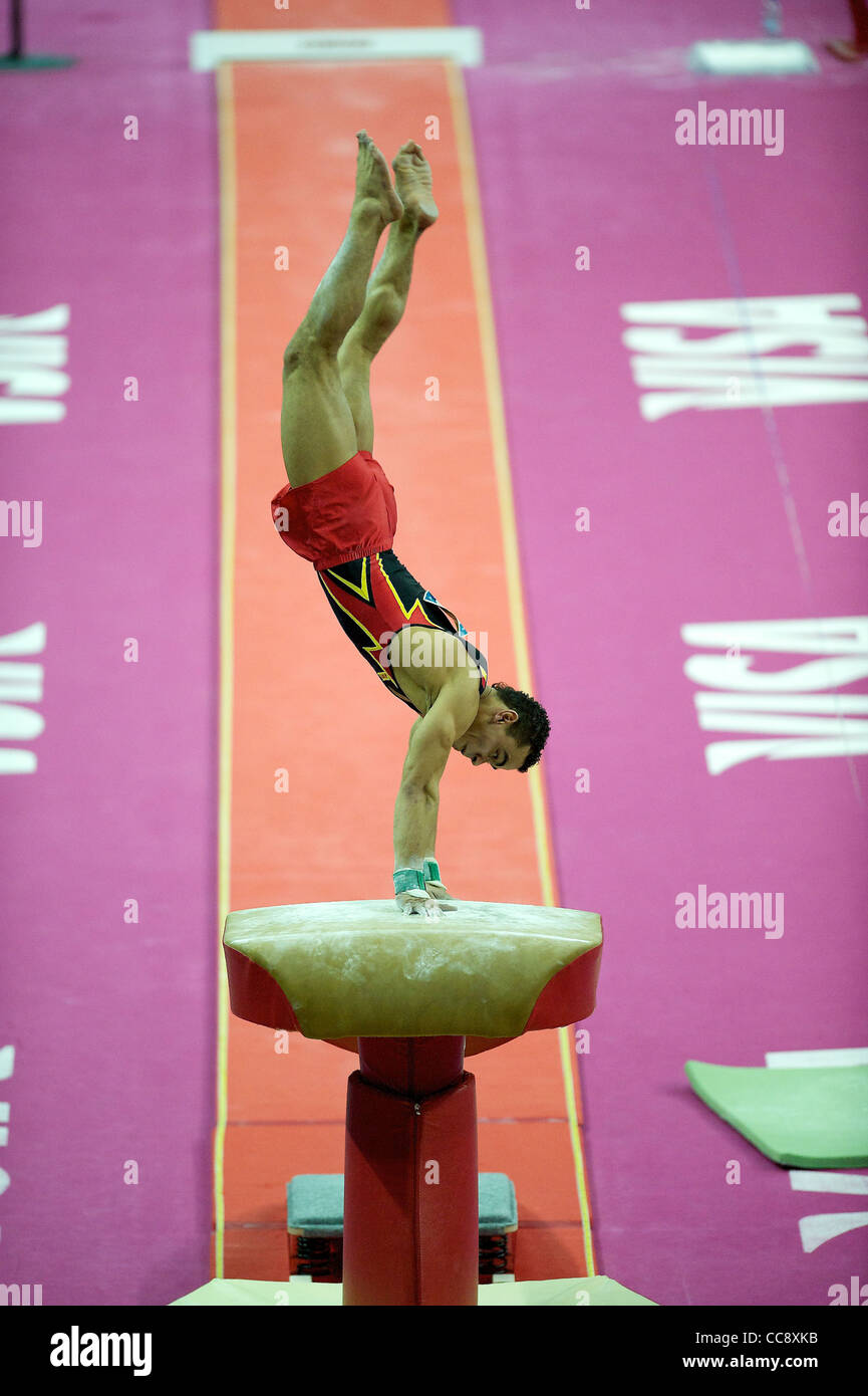 Matthias FAHRIG (GER), konkurriert im Tresor, The London bereitet Visa International Gymnastics Stockfoto