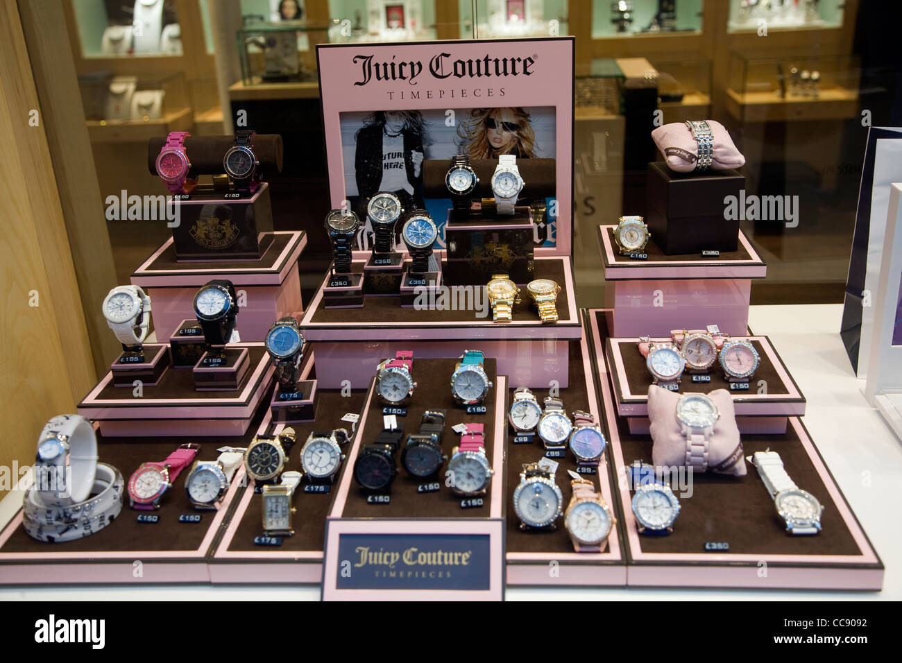 Juicy Couture Uhr Display Schaufenster Stockfotografie - Alamy