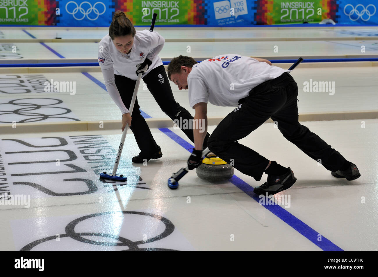 Team Great Britain verlieren 8-2 nach Kanada in der ersten Runde des Curling-Events bei den ersten Jugend Olympischen Winterspielen Stockfoto