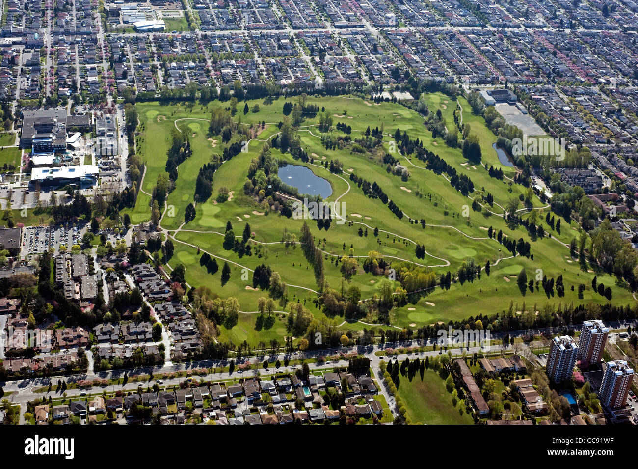 Golfplatz mitten in der Stadt Stockfoto