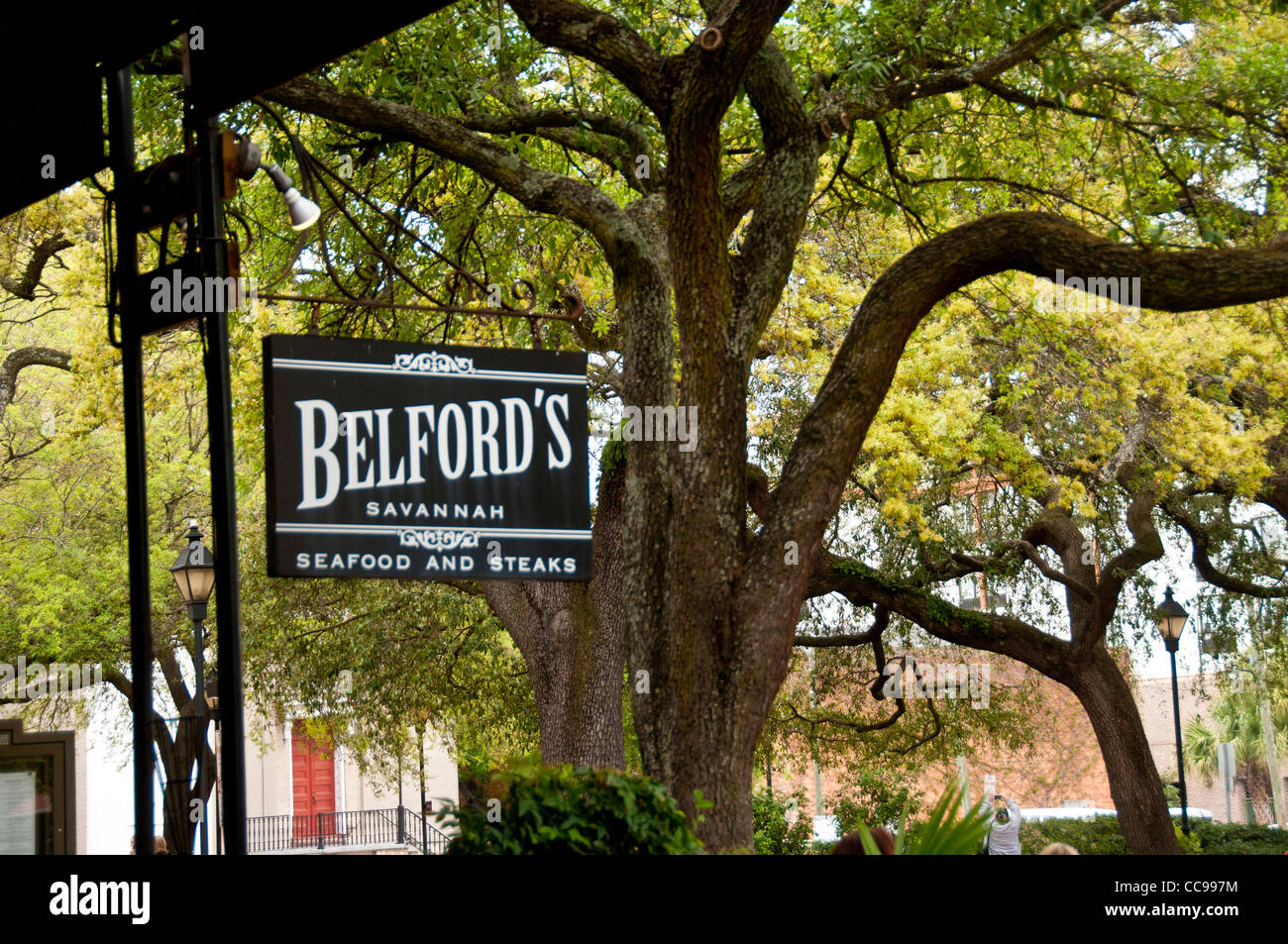 Park und Restaurant in Savannah Historic District Stockfoto