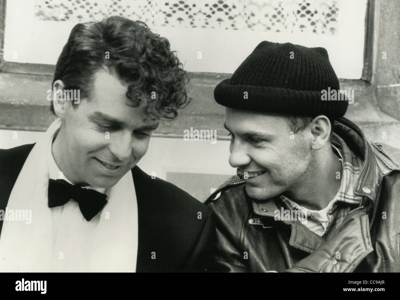 PET SHOP BOYS UK-pop-Duo in 1988 Film es nicht konnte passieren hier mit Neil Tennant auf der linken Seite und Chris Lowe Stockfoto