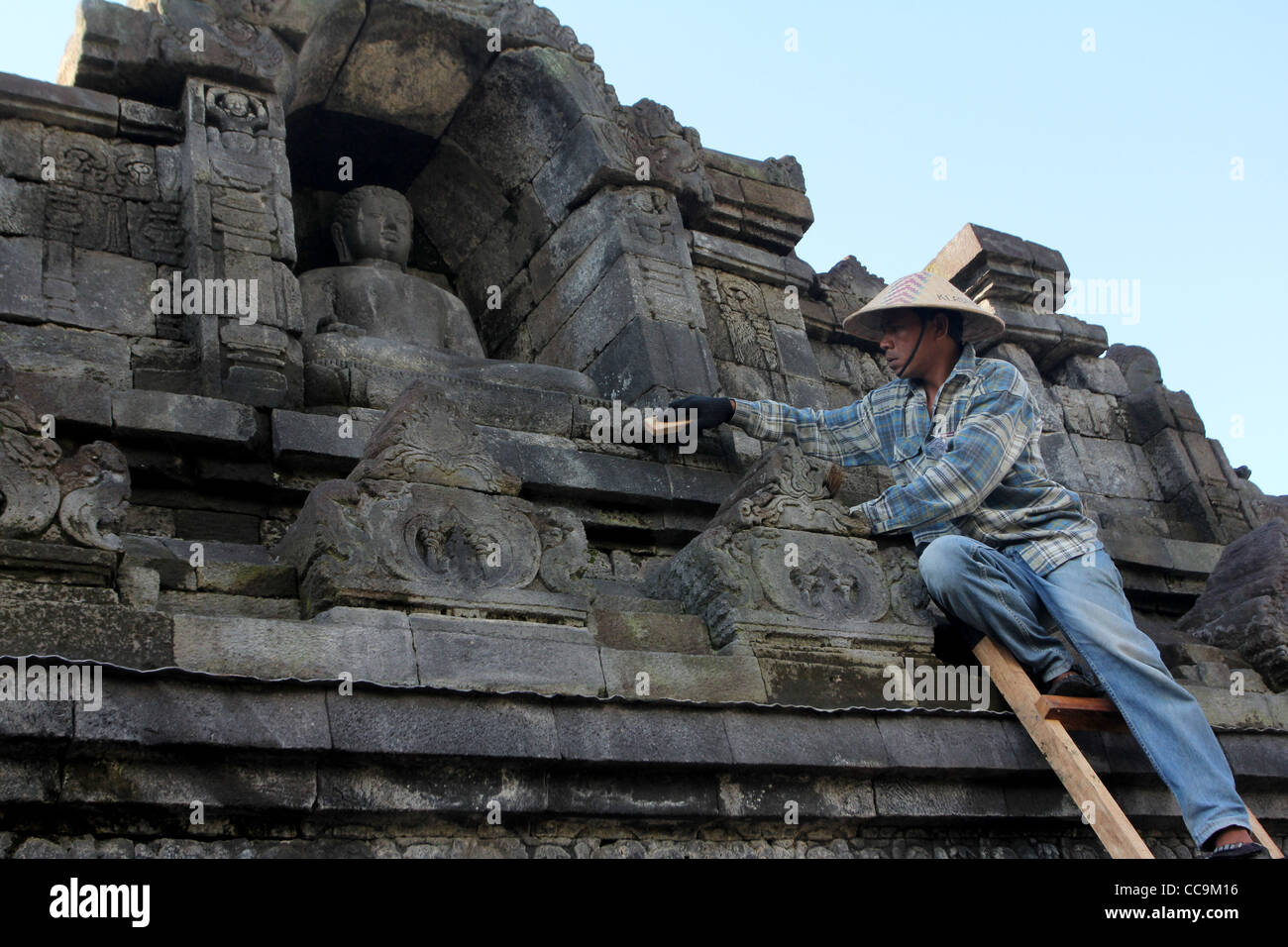 Restaurierungsarbeiten Borobudur buddhistischen Tempel Indonesien Yogyakarta Stockfoto