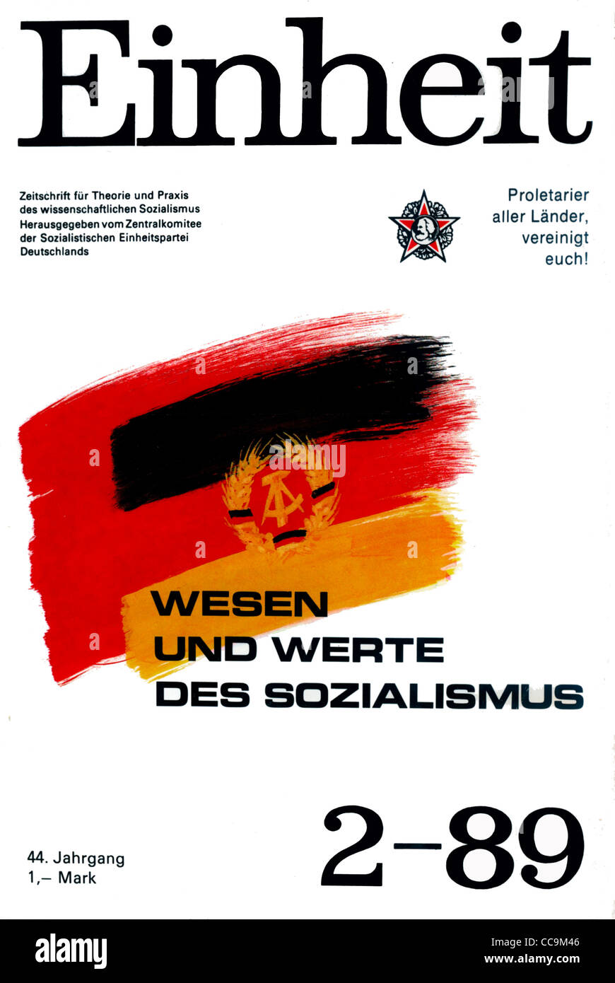 Politische Zeitschrift der offizielle Partei SED der DDR vom Februar 1989. Stockfoto