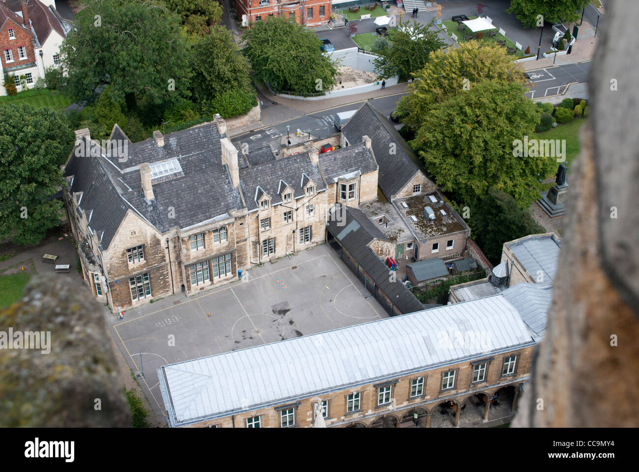 Blickte auf von die Lincoln Schule von oben von der zentrale Turm Lincoln Kathedrale Stockfoto