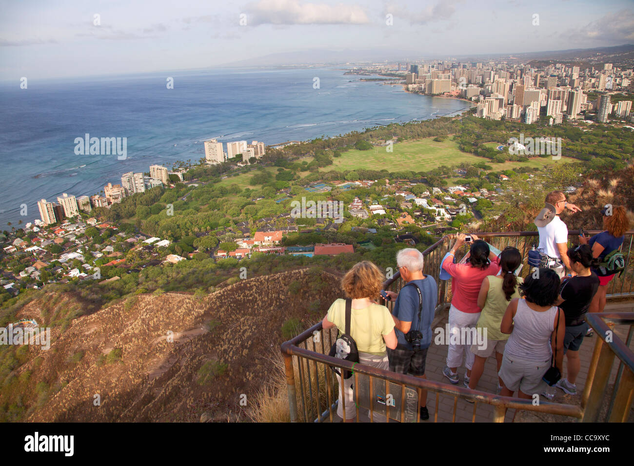Blick vom Diamond Head Krater, Waikiki, Honolulu, Hawaii. Stockfoto