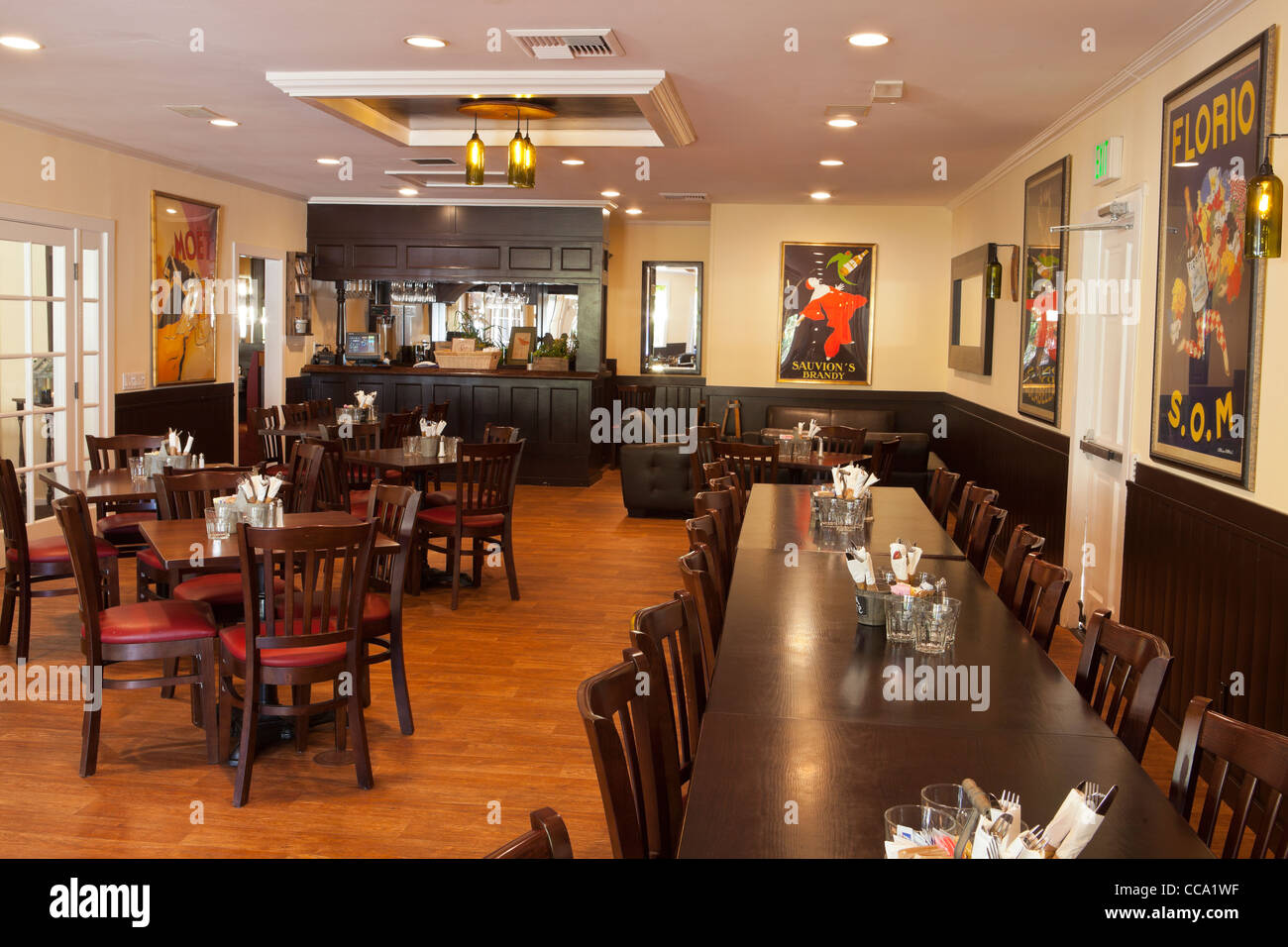 Interieur, Le Cafe Stella, Santa Barbara, California, Vereinigte Staaten von Amerika Stockfoto