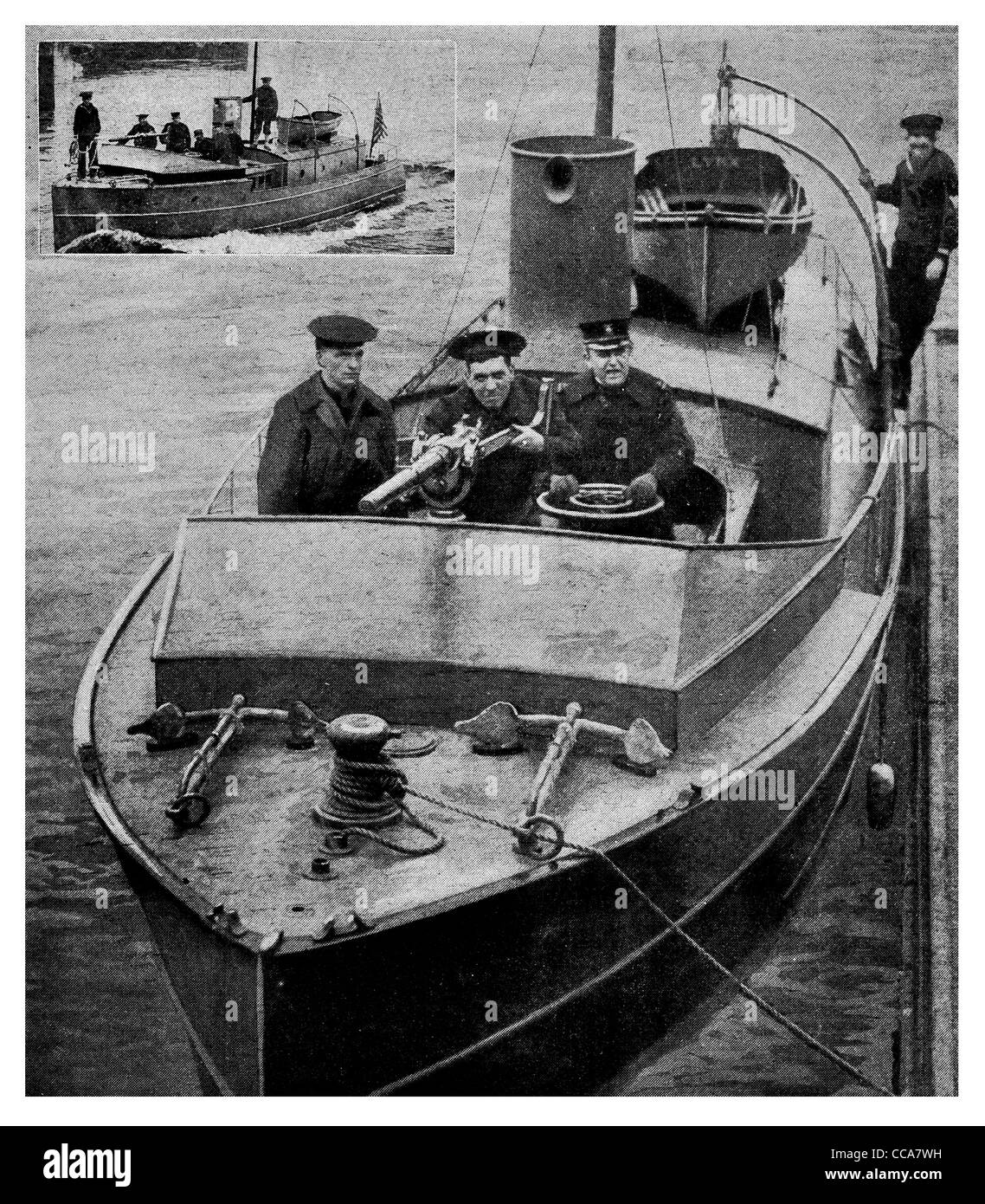 1917 amerikanische u-Boot Chaser 40 ft Marinebehälter Navy Maschinengewehrschütze Pistole Bergmann Mine Minen Tiefe kostenlos Anker uns USS PC Klasse Stockfoto