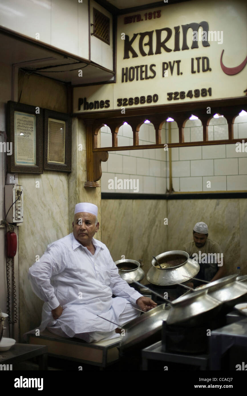 Salahuddin, einer der Direktoren bei Karims Restaurant Delhi, India Stockfoto