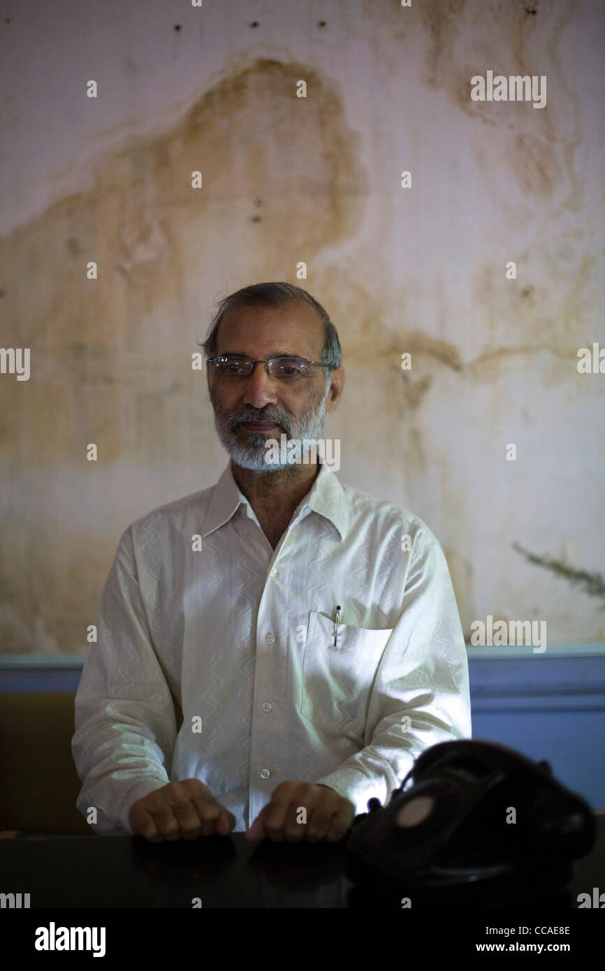 Mukesh Joshi, der Manager im Moti Mahal Restaurant in Alt-Delhi, Indien Stockfoto