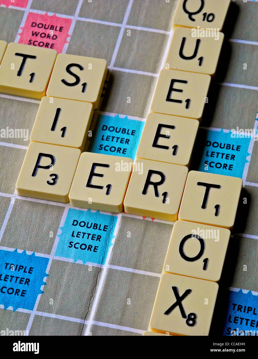 Ein Scrabble Spielbrett nur zur redaktionellen Nutzung Stockfoto