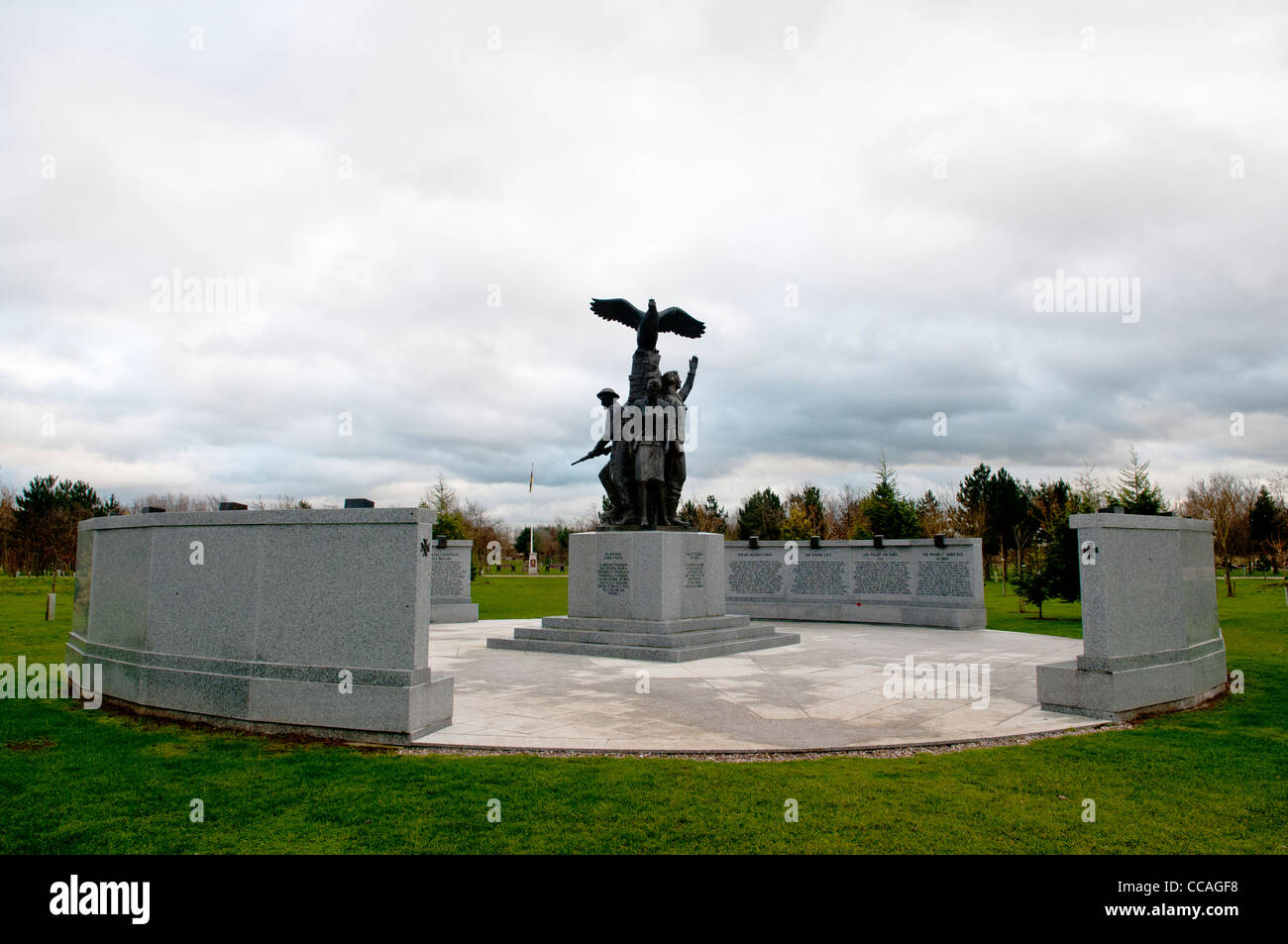 Die polnischen Streitkräfte Memorial am National Memorial Arboretum Stockfoto