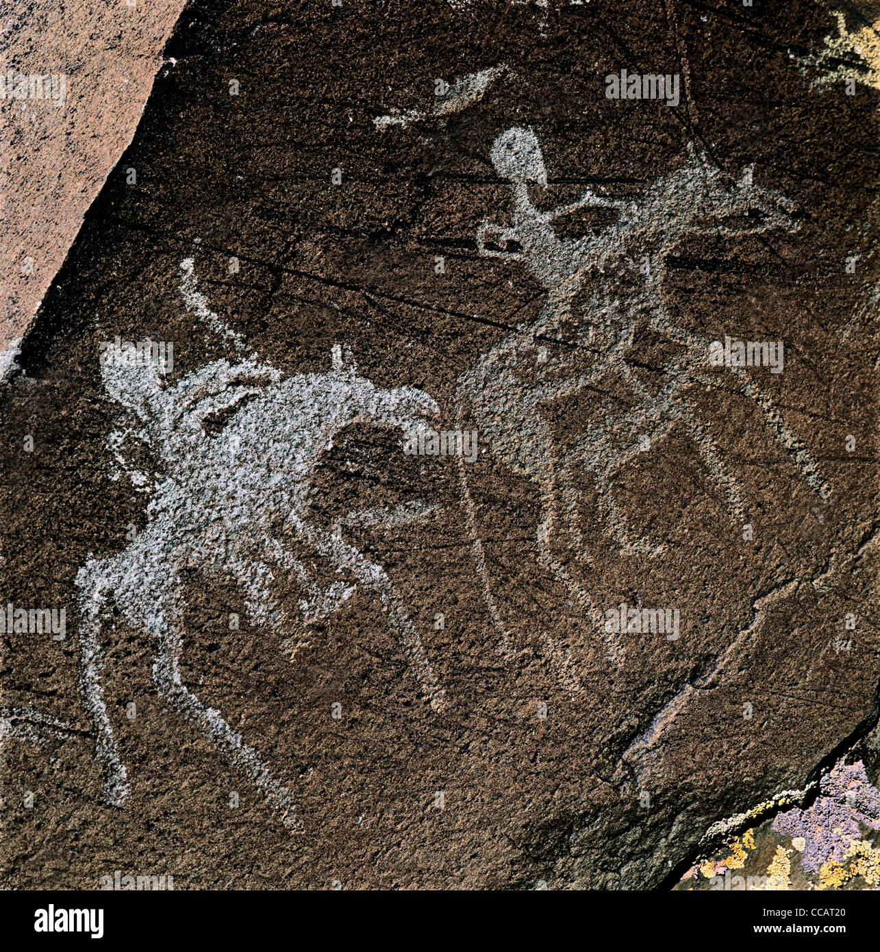 Zwei Fahrer. Shiveet Khairkhan Berg in der Nähe. Altai Tavan Bogd