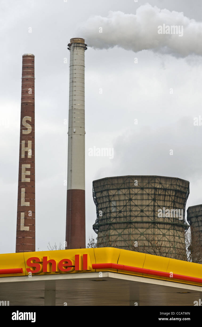 Shell öl raffinerie -Fotos und -Bildmaterial in hoher Auflösung – Alamy