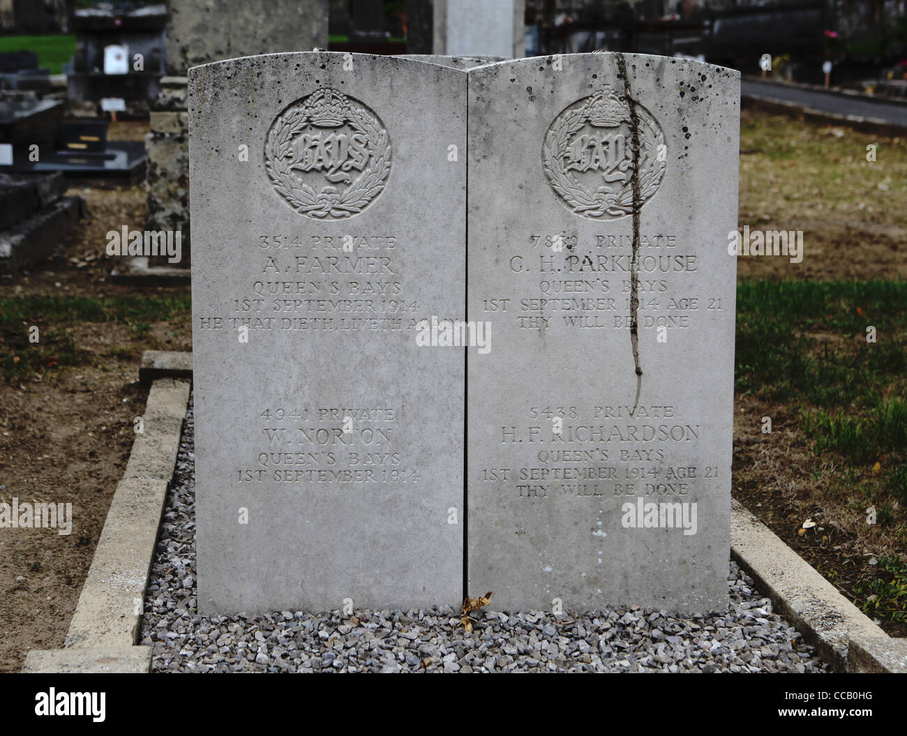 Gräber von Soldaten der Kavallerie der Königin Buchten am 1. September 1914 getötet Stockfoto