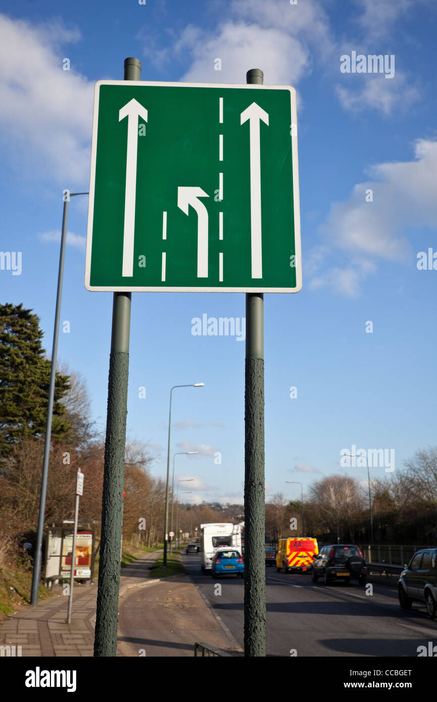 Aufrechte Verkehr Schild, England, UK Stockfoto