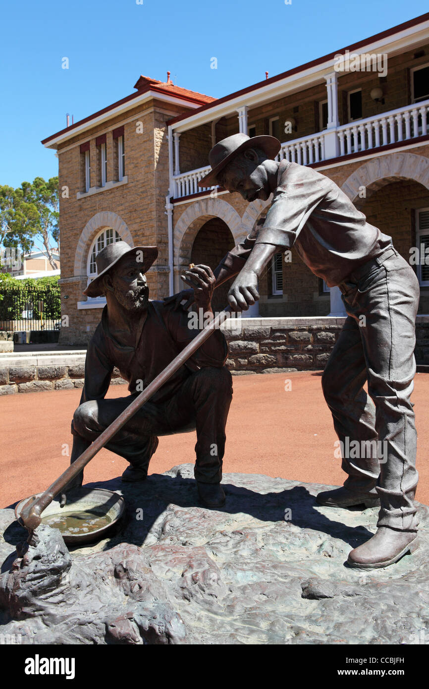 Der Streik, eine Skulptur außerhalb der Perth Mint in West-Australien. Stockfoto