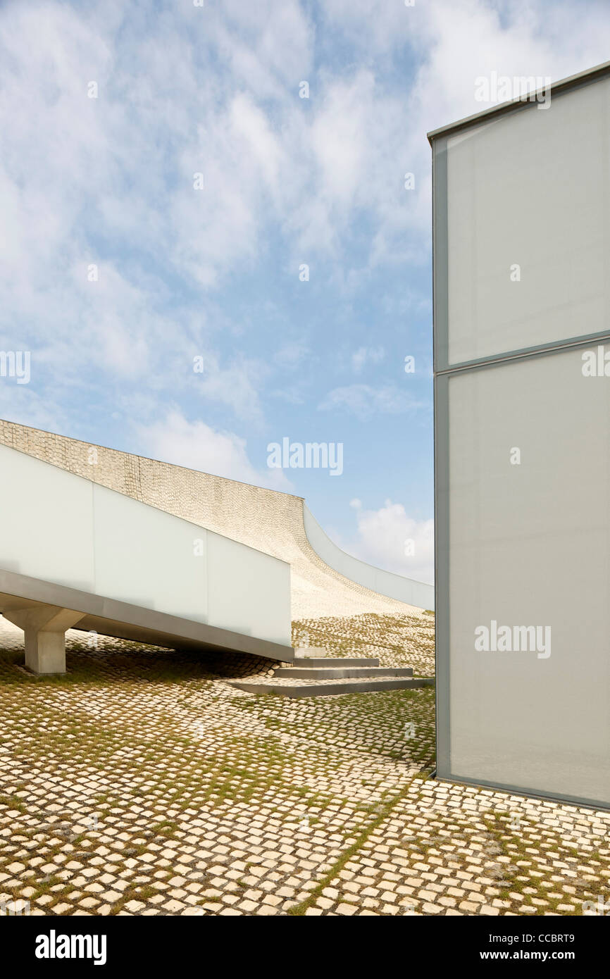 Die Cité De L'Océan Et Du Surfen, befindet sich In Biarritz, Frankreich. Ein Design von Steven Holl Architects In Zusammenarbeit mit brasilianischen Stockfoto