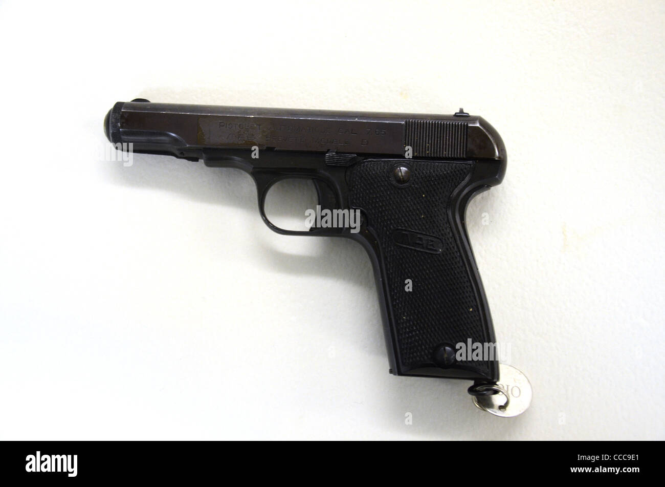 MAB Modele würde "7,65 mm französische Polizei Ausgabe Waffe Stockfoto
