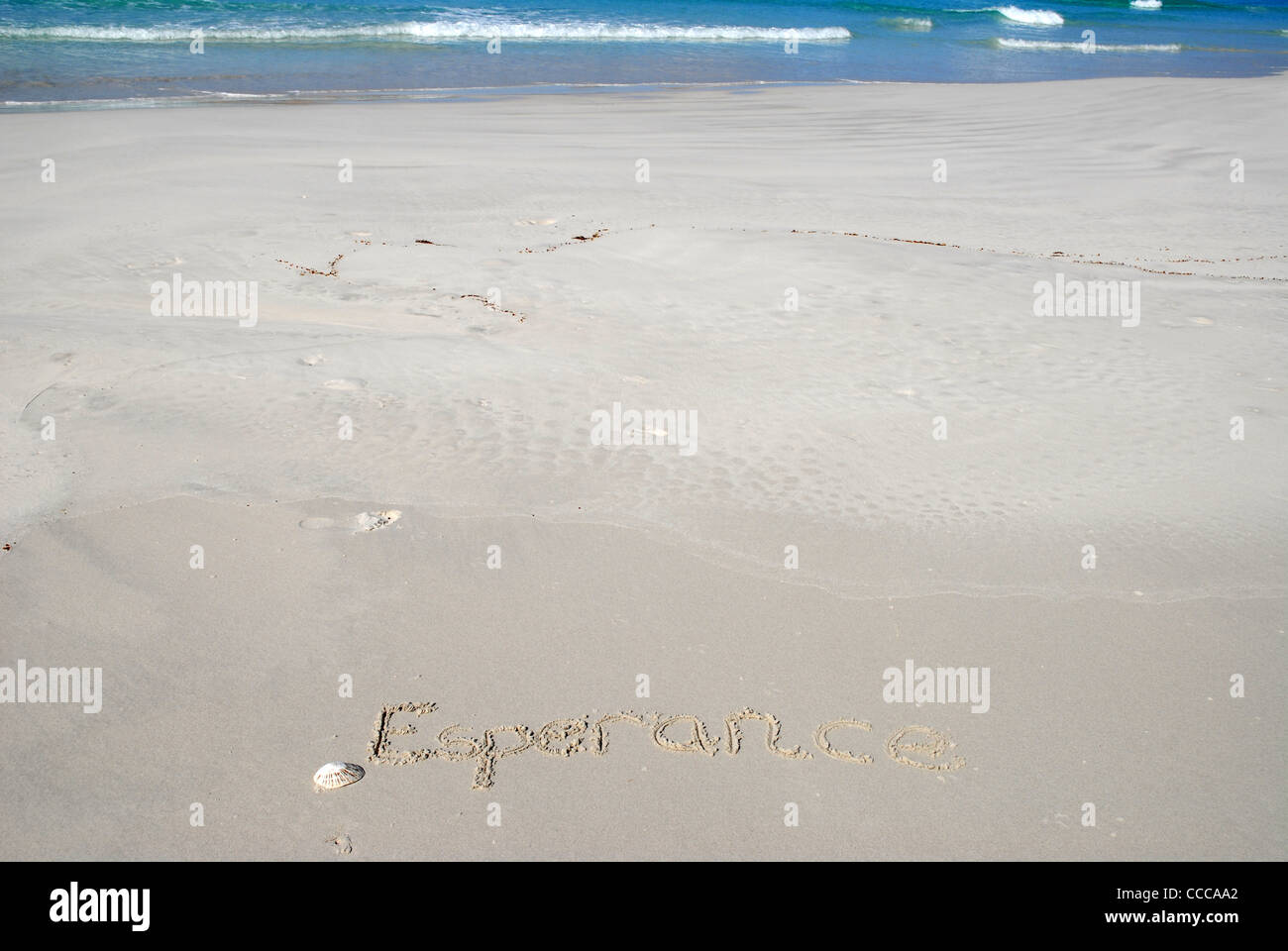 Esperance geschrieben am weißen Sandstrand von Twilight Beach, Esperance, Western Australia, Australien Stockfoto