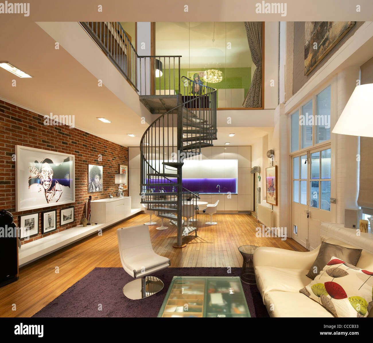 Open Plan Dining Room Staircase Stockfotos Und Bilder Kaufen Alamy