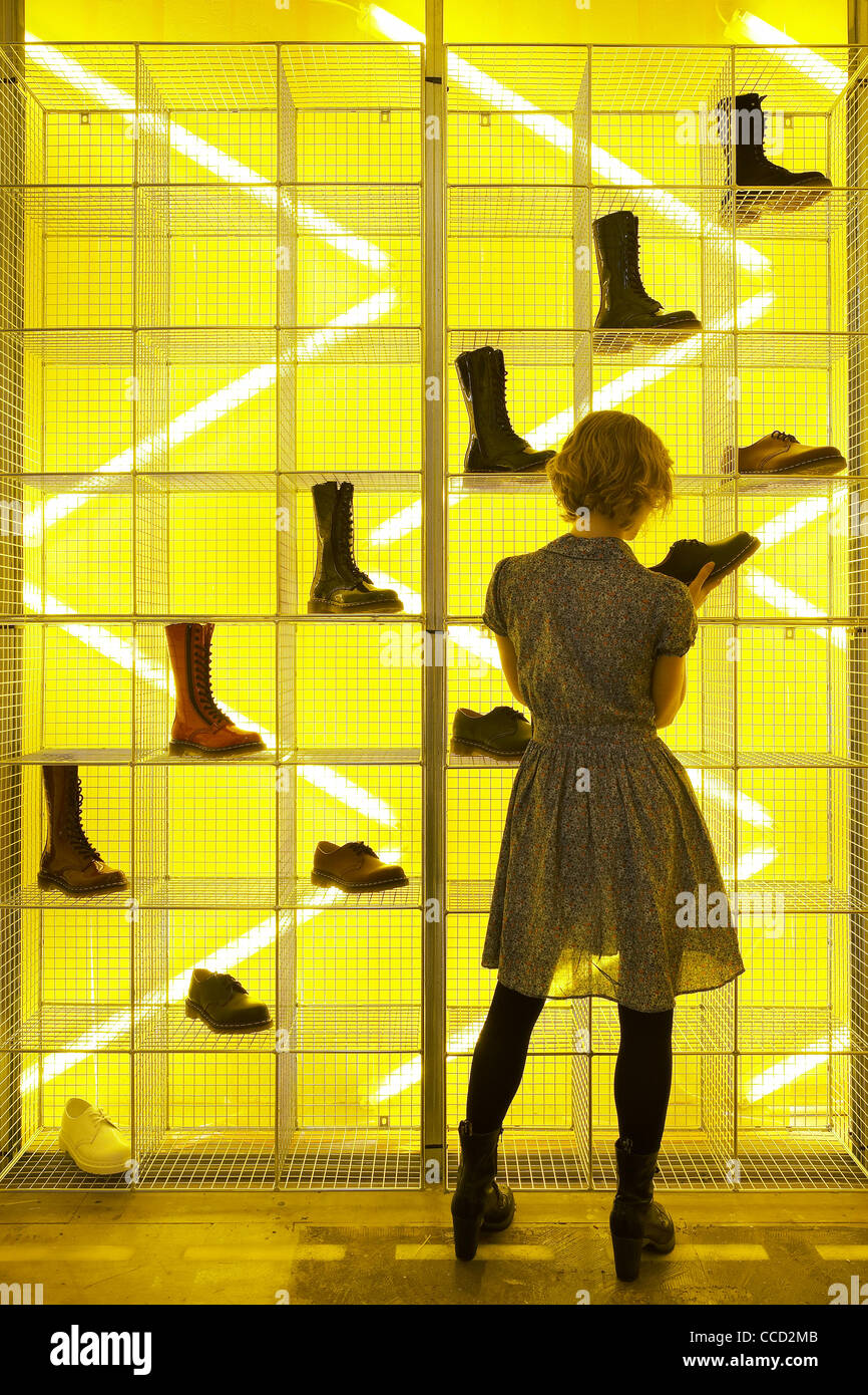 Dr Martens Pop Up Store, Spitalfields, London, Vereinigtes Königreich, 2009 Stockfoto