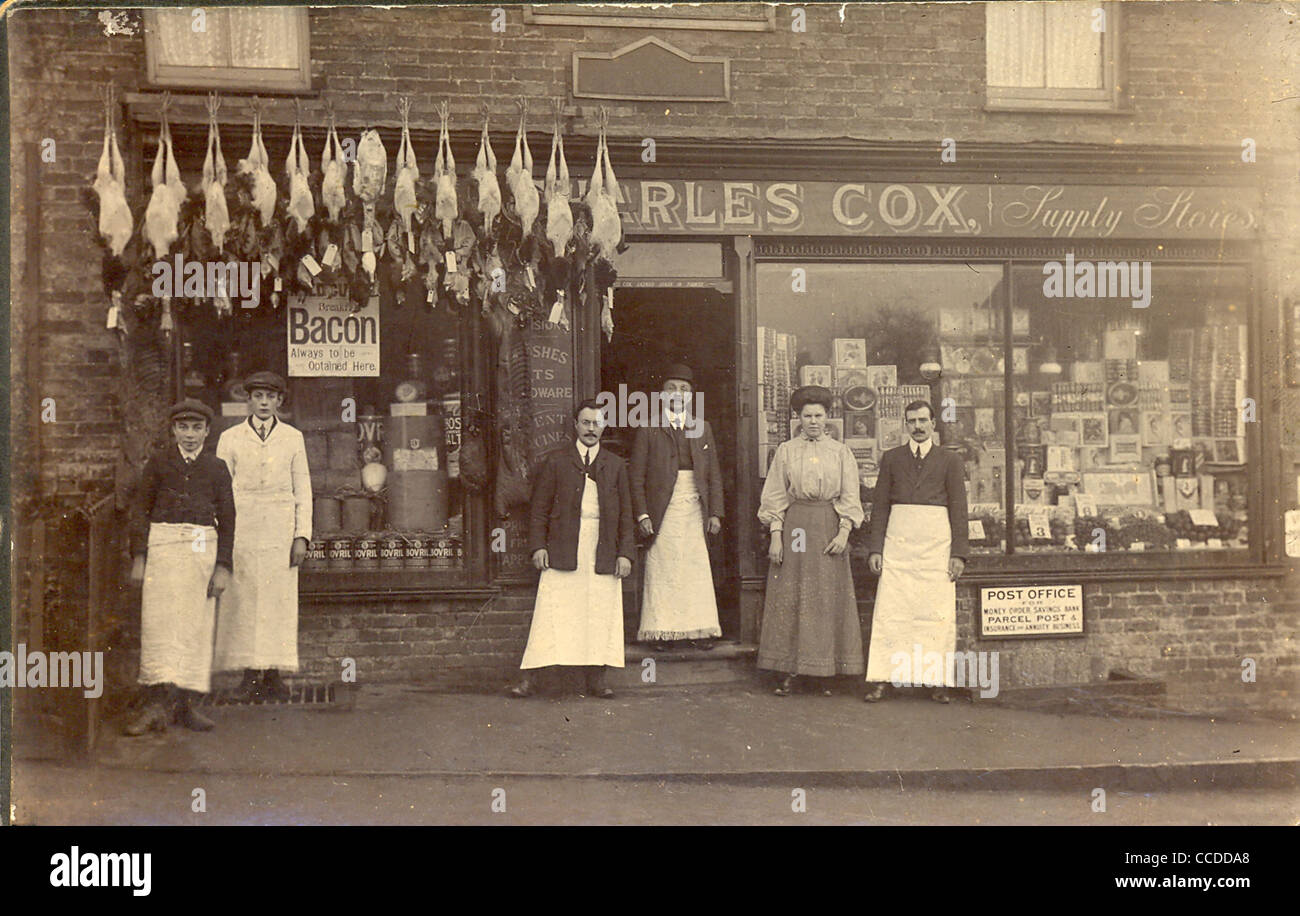 Kabinettfoto von Charles Cox, Supply Stores und Post. Im Manuskript auf der Rückseite ist Port Vale Supply Stores 1890s Stockfoto