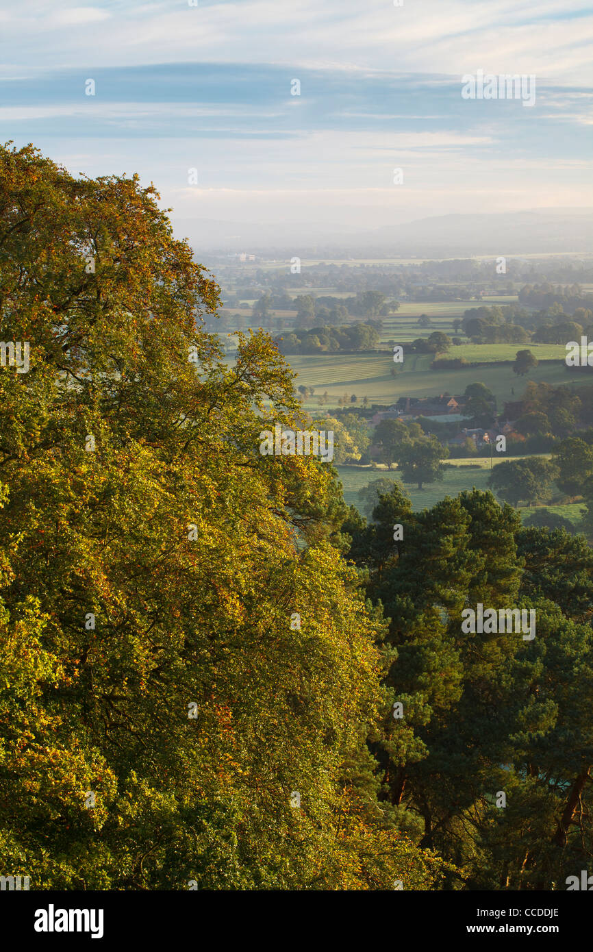 Blick Richtung Nordosten über Cheshire von Alderley Edge zu fotografieren Stockfoto