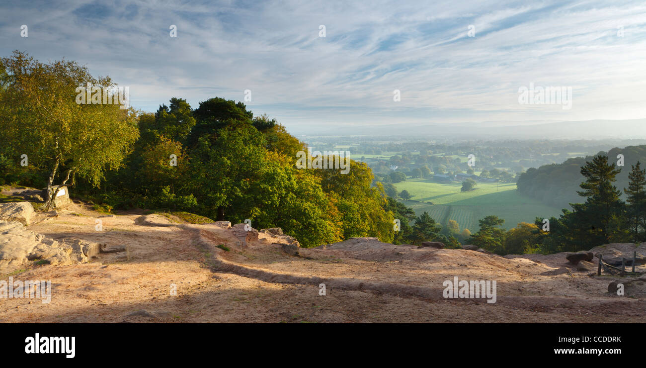 Panorama-Foto auf der Suche Nord-Ost in Cheshire von Alderley Edge Stockfoto