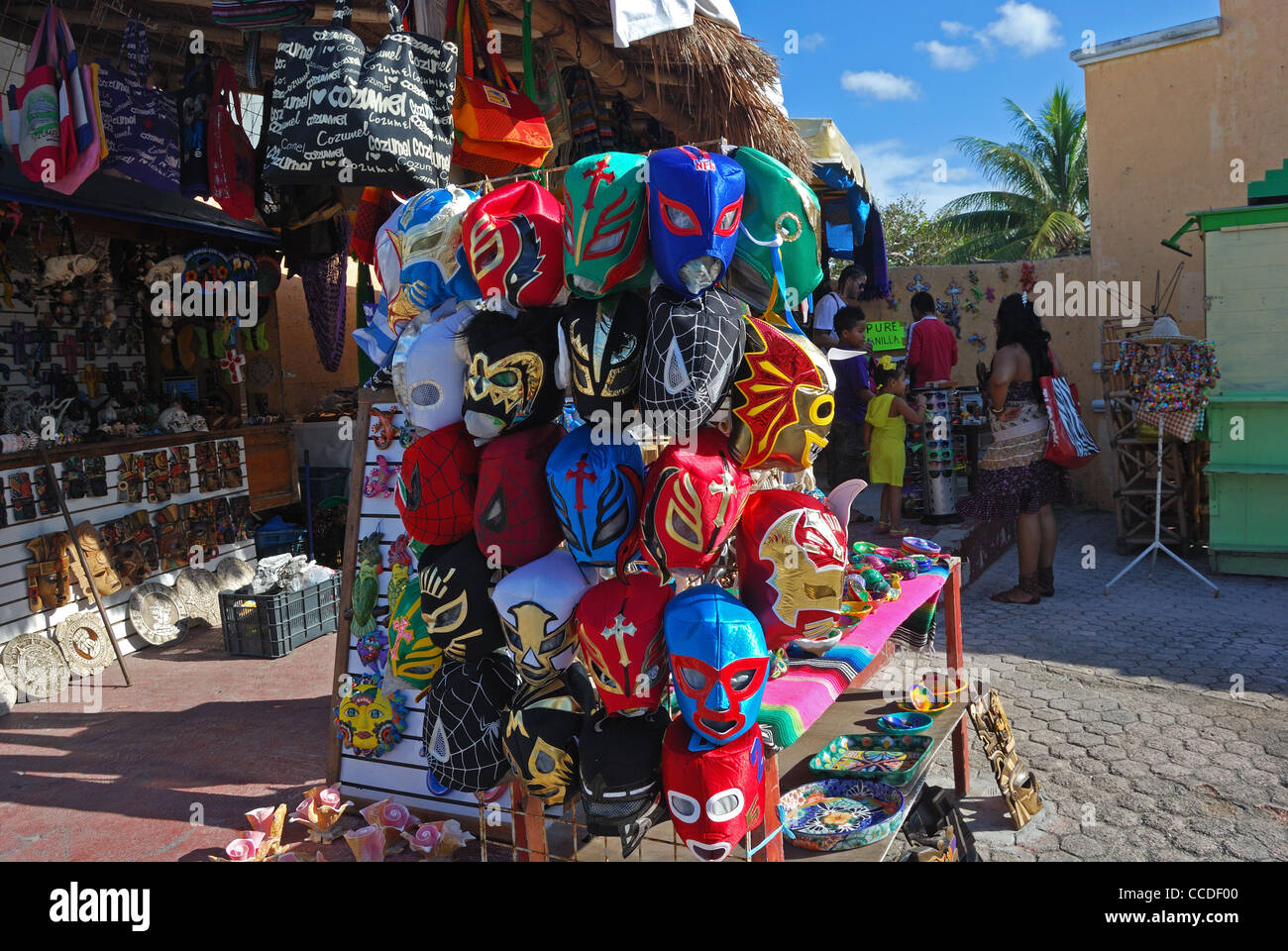 Touristische Souvenirs zum Verkauf, Cozumel, Südost-Region, Halbinsel Yucatan, Mexiko, Karibik. Stockfoto