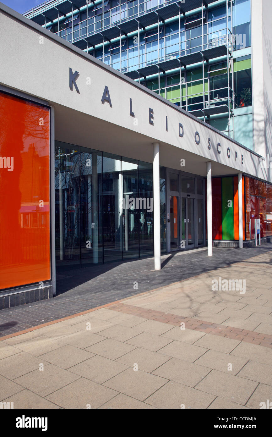 Kaleidoskop Kinder-Zentrum van Heyningen und Haward Architekten vordere Fassade auf Rushey Green bittet Gemeinschaft mit Stockfoto