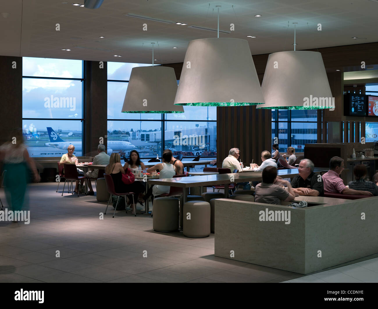 Sydney International Airport, Terminal 1, Sydney, Australien, Woodhead Architektur Interiors Planung, 2010 Stockfoto