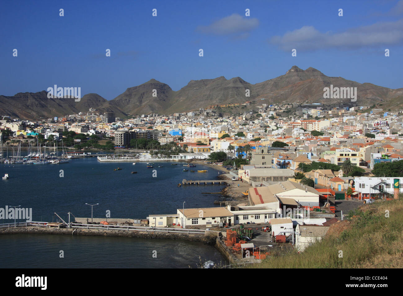 Blick hinunter auf Mindelo Hafen, Insel Sao Vicente, Kap Verde Inseln Stockfoto