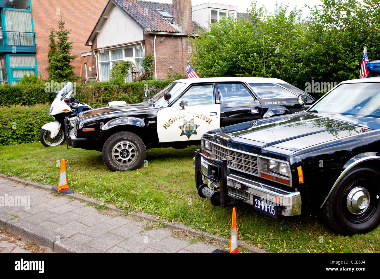 Polizei-Oldtimer in Rasen Stockfoto