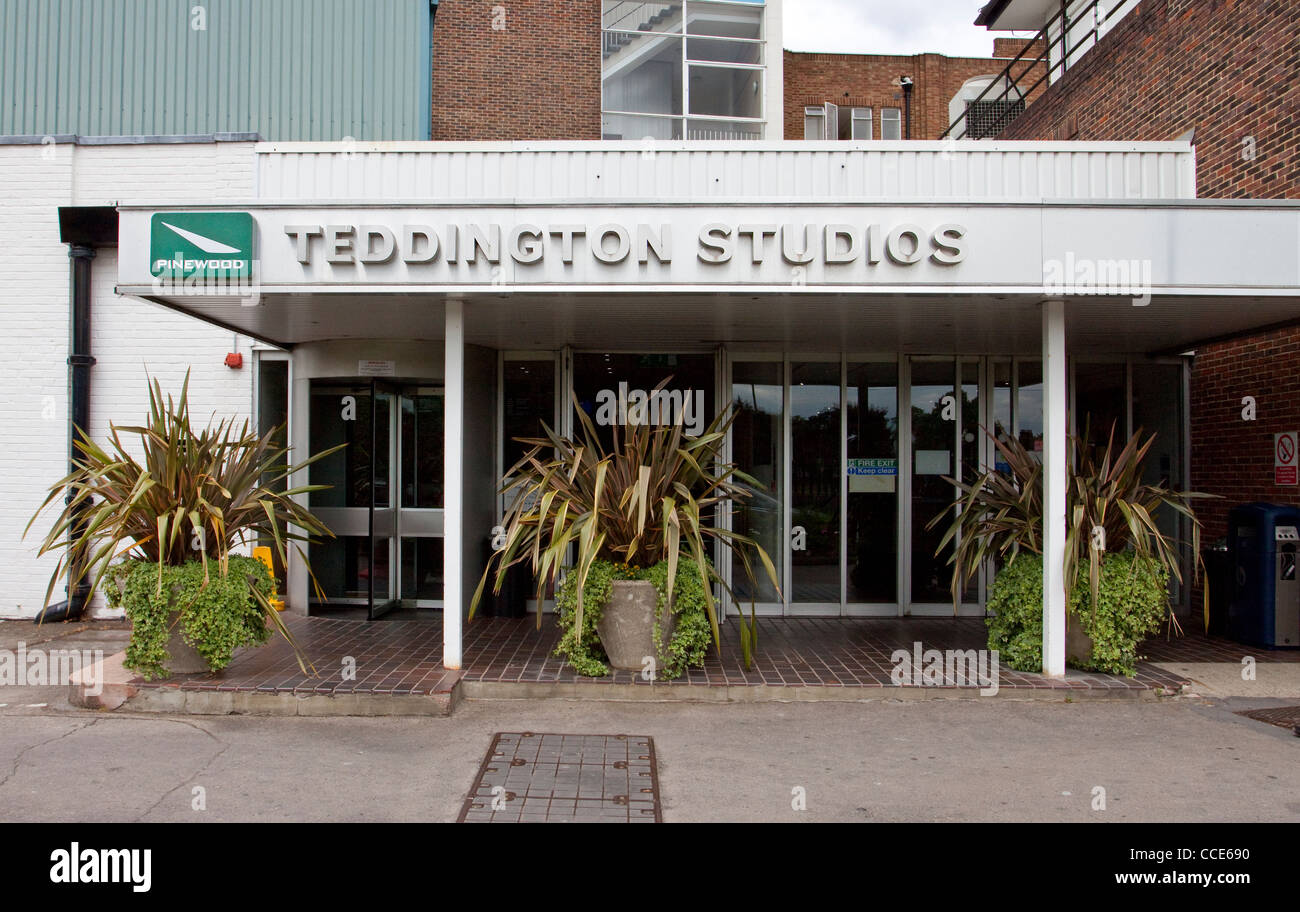 Teddington Lock in der Nähe von Haymarket Fernsehen TV und Pinewood Studio. Teddington Studios Stockfoto