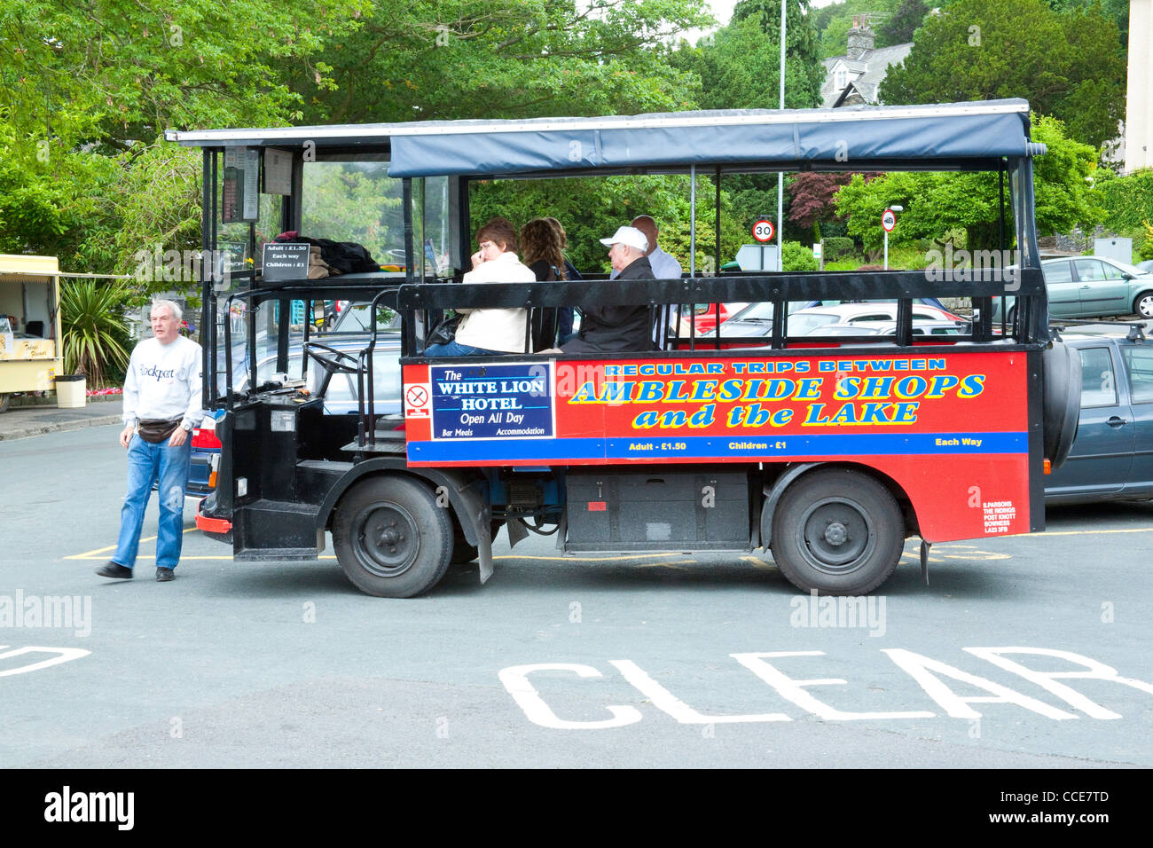 Konvertierte Milchwagen Elektrobus, Ambleside, Lake Windermere, Cumbria, UK-Seenplatte Stockfoto