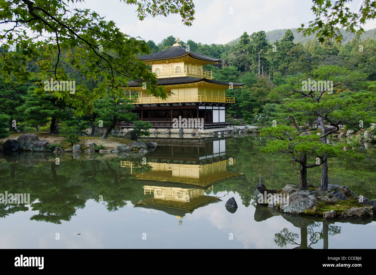 Kinkakuji Tempel oder die Goldenen Pavillon in Kyoto - Japan Stockfoto
