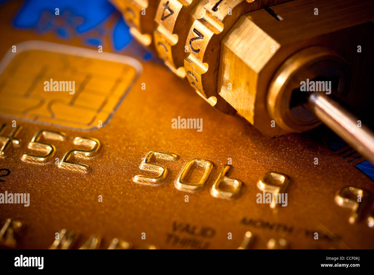 Kreditkarten-Sicherheit. Vorhängeschloss Stockfoto