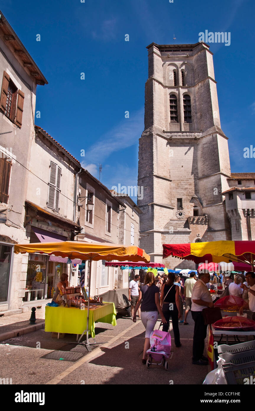 Saint-Astier (Périgord) Frischmarkt - Südfrankreich Stockfoto