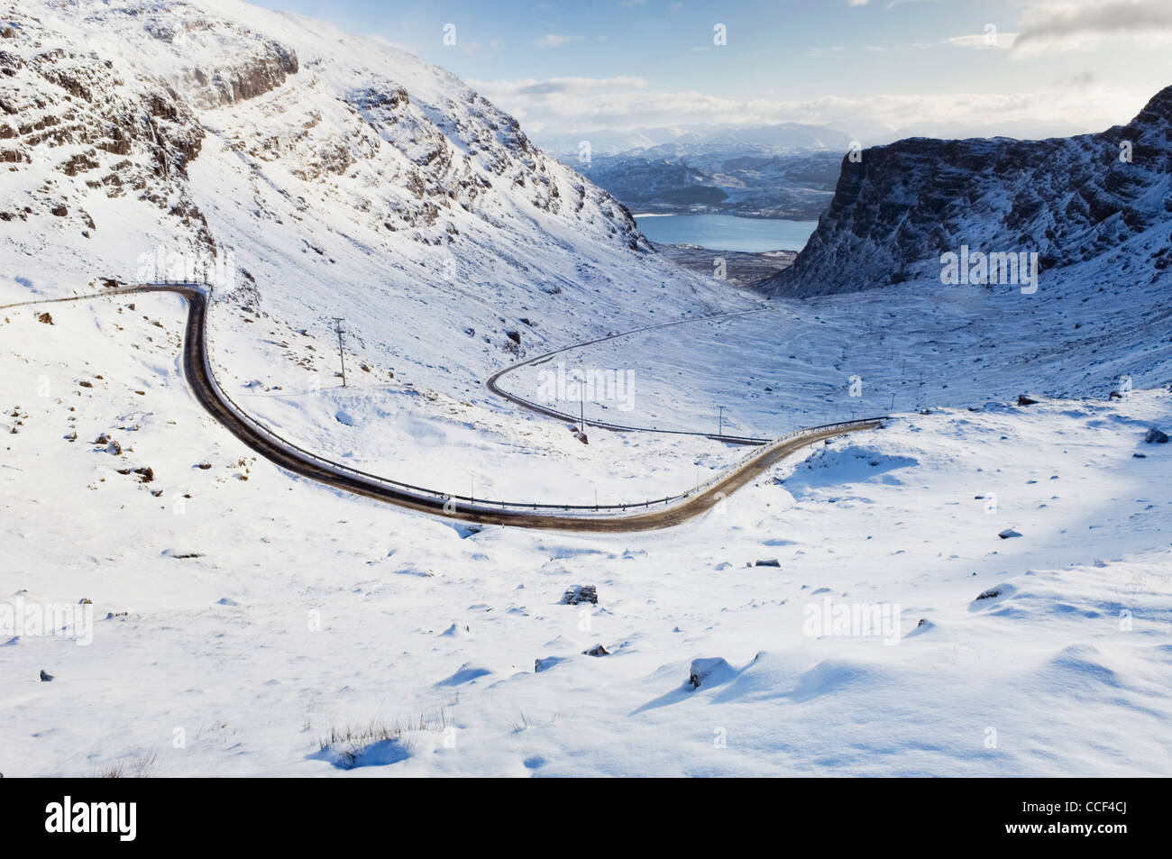 Bealach Na Ba - der High-pass auf dem Weg der Applecross im Winter, Ross-Shire, Schottland. Stockfoto