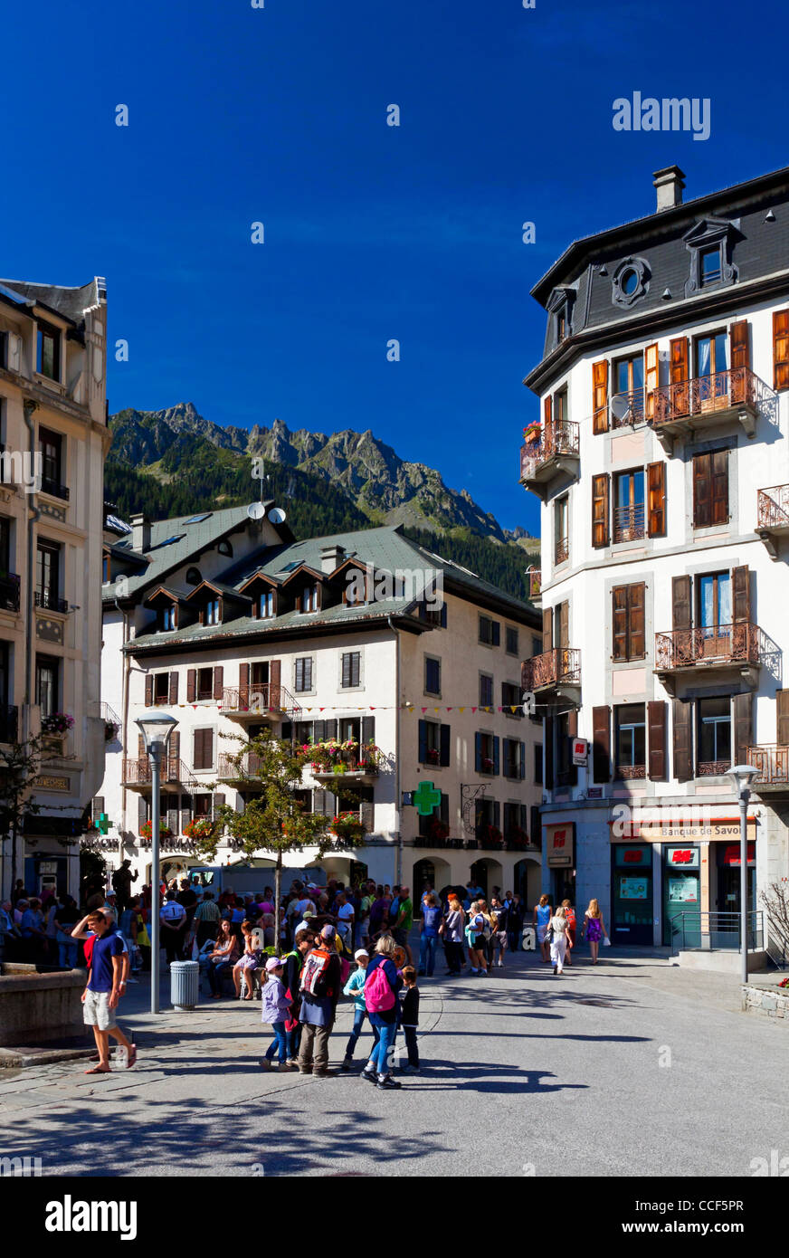 Das Zentrum von Chamonix Mont Blanc Bergsteigen Hauptstadt Frankreichs in der Region Savoie der französischen Alpen Stockfoto