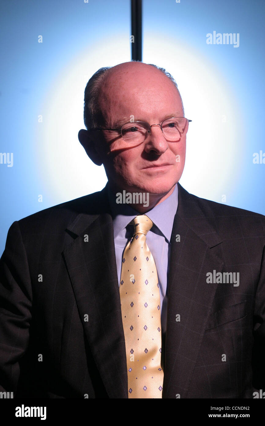 Sep 23, 2004 - San Ramon, Kalifornien, USA - ChevronTexaco Corporation Chairman und CEO DAVID J. O'REILLY fotografiert am Firmensitz in San Ramon. (Kredit-Bild: © Martin Klimek/ZUMA Press) Stockfoto