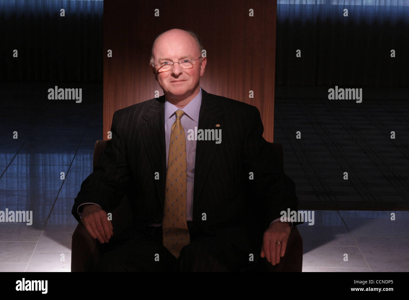 Sep 23, 2004 - San Ramon, Kalifornien, USA - ChevronTexaco Corporation Chairman und CEO DAVID J. O'REILLY fotografiert am Firmensitz in San Ramon. (Kredit-Bild: © Martin Klimek/ZUMA Press) Stockfoto