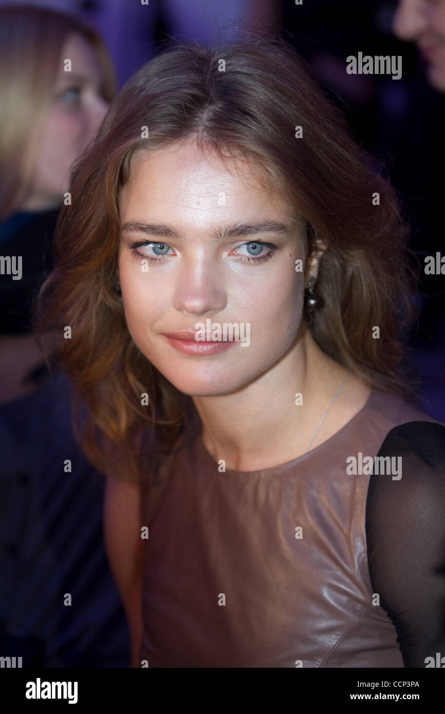 Natalia vodianova moscow -Fotos und -Bildmaterial in hoher Auflösung – Alamy