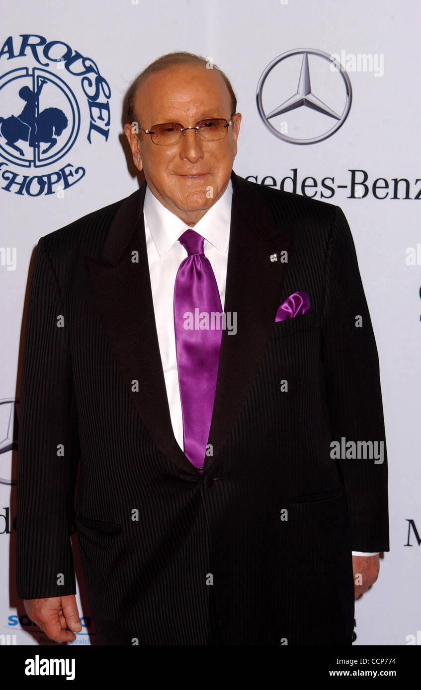 23. Oktober 2010 Hollywood, Kalifornien, US CLIVE DAVIS. Das 32