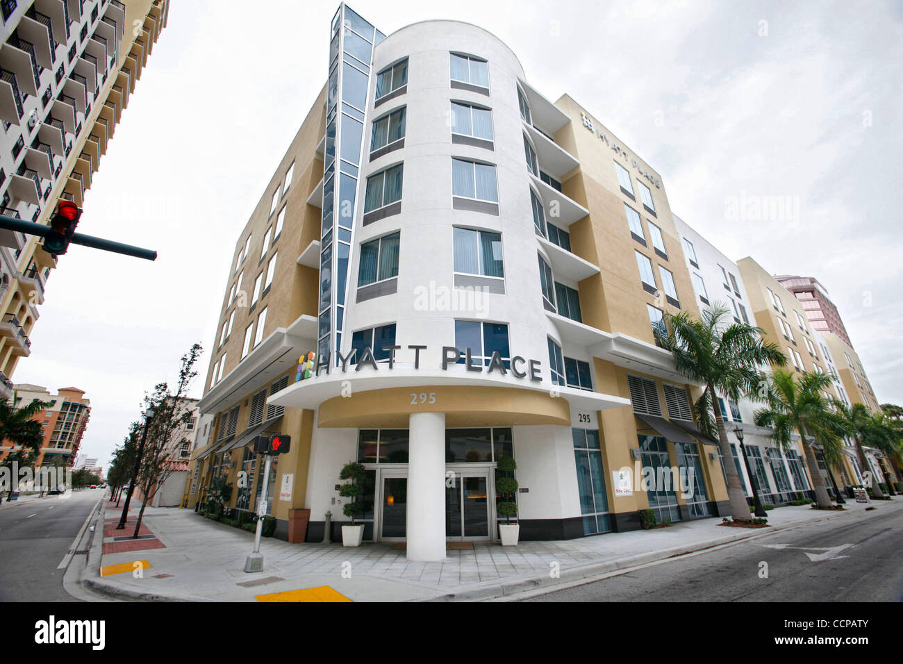 14. Oktober 2010 - West Palm Beach, FL, USA - 101410 (Lannis Waters/The Palm Beach Post) WEST PALM BEACH--Hyatt Place, an der Bundesanstalt für Straßenwesen und Lakeview Avenue in der Innenstadt von West Palm Beach. (Kredit-Bild: © Palm Beach-Post/ZUMApress.com) Stockfoto