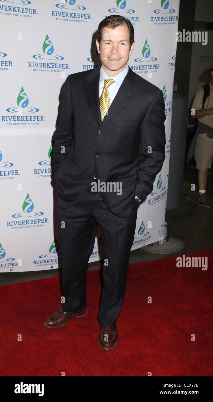 14. April 2010 - New York, New York, USA - ehemaliger NHL Goalie MIKE RICHTER besucht die 2010, die Riverkeeper Vorteil am Pier 60 bei Chelsea Piers statt. (Kredit-Bild: © Nancy Kaszerman/ZUMA Press) Stockfoto