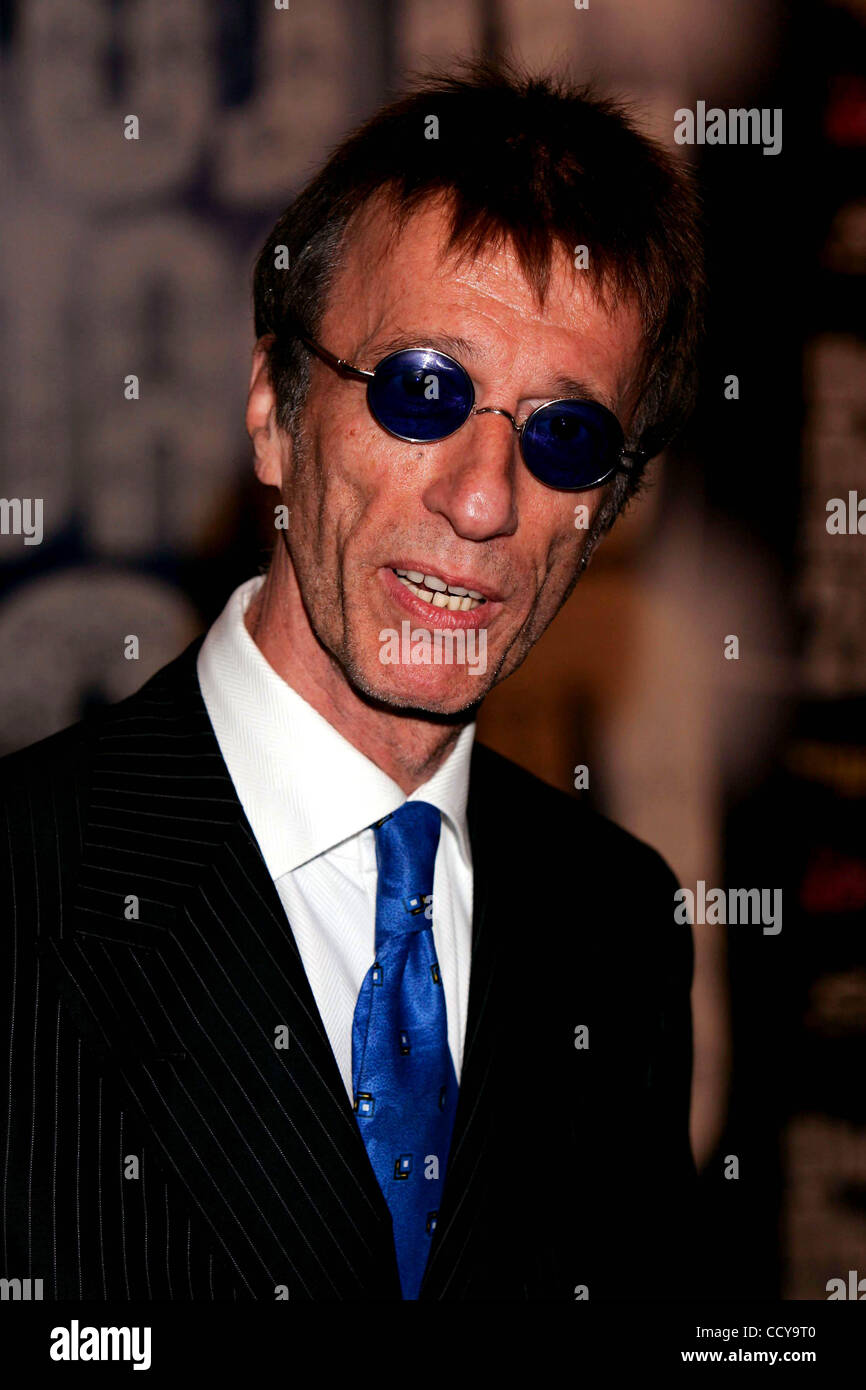 18. Mai 2010 - Hollywood, Kalifornien, US - ROBIN GIBB.attends der Weltmusik 2010 - Awards Room.at Sporting Club in Monaco 18.05.2010 drücken. 2010.K64825RHARV (Kredit-Bild: © Roger Harvey/Globe Photos/ZUMApress.com) Stockfoto