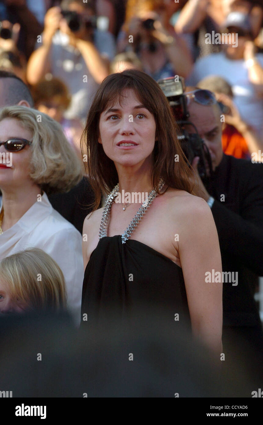Schauspielerin Charlotte Gainsbourg besucht "The Tree"Premiere am