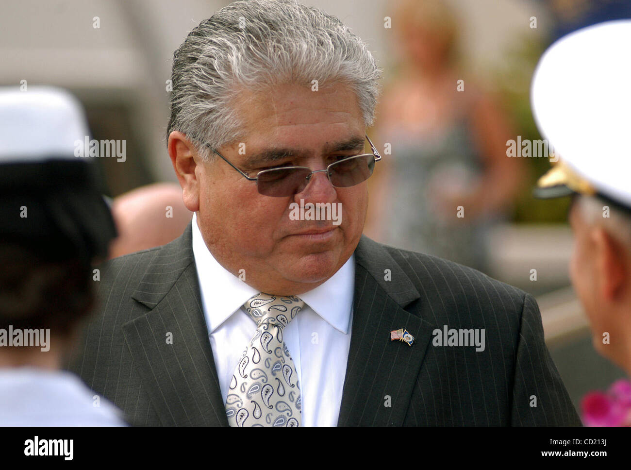 11. November 2008 - Honolulu, Hawaii, USA - U.S. Veterans Affairs stellvertretender unter Sekretärin STEVE L. MURO während Dienstages Veterans Day Zeremonie bei der National Memorial Cemetery of the Pacific in Honolulu, Insel Oahu, Hawaii.  (Kredit-Bild: © Agustin Tabares/ZUMA Press) Stockfoto